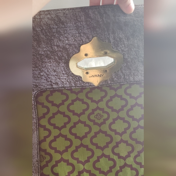 EUC orYANY METALLIC LEATHER TURNLOCK PURSE - Picture 11 of 12